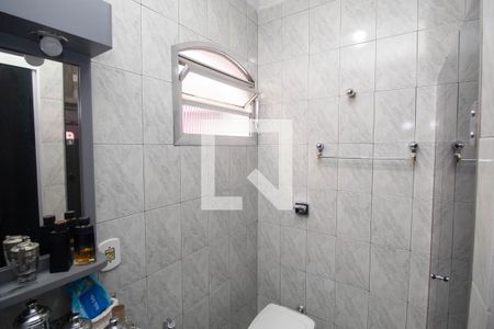Casa à venda com 160m², 3 quartos e 2 vagas Casa à venda com 160m², 3 quartos e 2 vagasBanheiro da Suíte 1