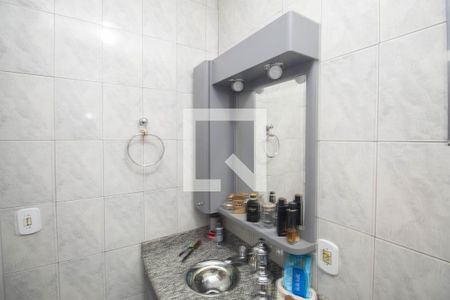 Casa à venda com 160m², 3 quartos e 2 vagas Casa à venda com 160m², 3 quartos e 2 vagasBanheiro da Suíte 1