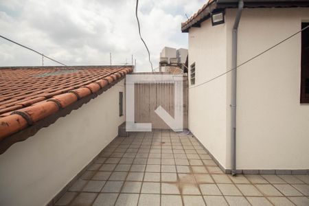 Casa à venda com 160m², 3 quartos e 2 vagas Casa à venda com 160m², 3 quartos e 2 vagasQuintal