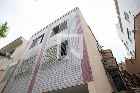 Apartamento à venda com 120m², 3 quartos e 1 vaga Apartamento à venda com 120m², 3 quartos e 1 vagaFachada