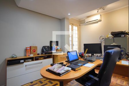 Casa para alugar com 309m², 4 quartos e 4 vagasQuarto 