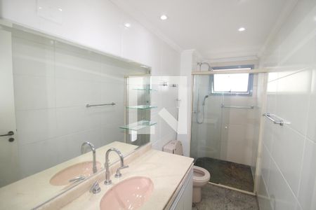 Apartamento à venda com 127m², 3 quartos e 3 vagasBanheiro 1