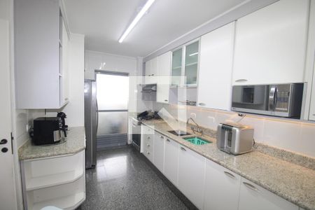Apartamento à venda com 127m², 3 quartos e 3 vagasCozinha