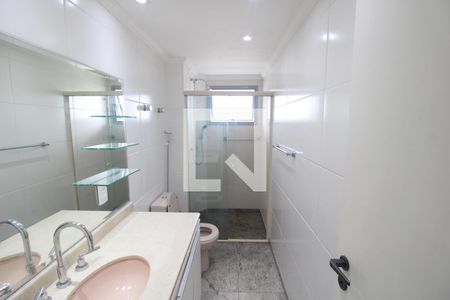 Apartamento à venda com 127m², 3 quartos e 3 vagasBanheiro 1
