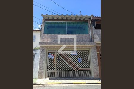 Casa à venda com 130m², 3 quartos e 2 vagas Casa à venda com 130m², 3 quartos e 2 vagasFachada do Imóvel
