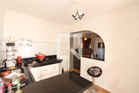 Casa à venda com 220m², 2 quartos e 2 vagasCozinha