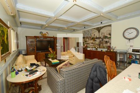 Casa à venda com 1100m², 4 quartos e 5 vagasSala de TV