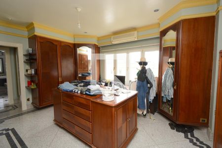 Casa à venda com 1100m², 4 quartos e 5 vagasCloset da suíte master