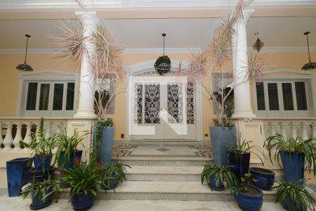 Casa à venda com 1100m², 4 quartos e 5 vagasHall de entrada