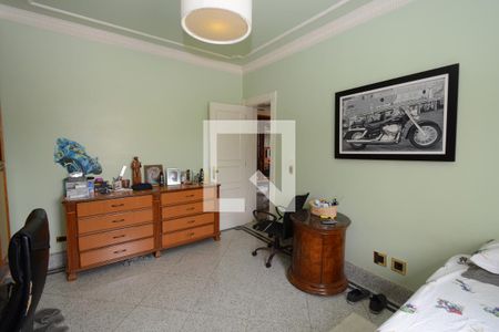 Casa à venda com 1100m², 4 quartos e 5 vagasQuarto 4