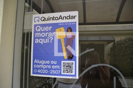 Apartamento à venda com 153m², 3 quartos e 3 vagas Apartamento à venda com 153m², 3 quartos e 3 vagasPlaca