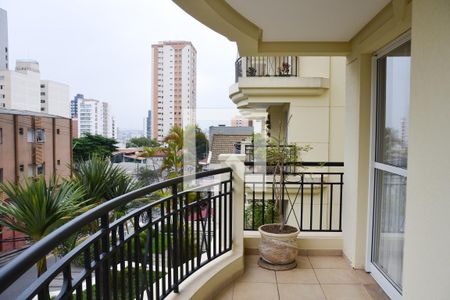 Apartamento à venda com 153m², 3 quartos e 3 vagas Apartamento à venda com 153m², 3 quartos e 3 vagasVaranda