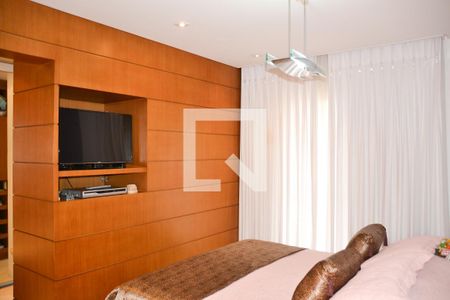 Apartamento à venda com 153m², 3 quartos e 3 vagas Apartamento à venda com 153m², 3 quartos e 3 vagasQuarto 1
