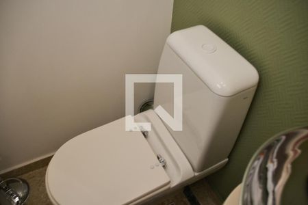 Apartamento à venda com 153m², 3 quartos e 3 vagas Apartamento à venda com 153m², 3 quartos e 3 vagasLavabo