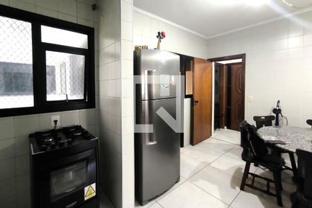 Apartamento à venda com 211m², 3 quartos e 2 vagas Apartamento à venda com 211m², 3 quartos e 2 vagasCozinha