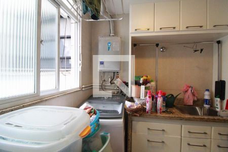 Apartamento à venda com 140m², 3 quartos e 1 vagaÁrea de serviço