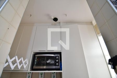 Apartamento à venda com 65m², 1 quarto e 1 vagaÁrea de Serviço - Armários