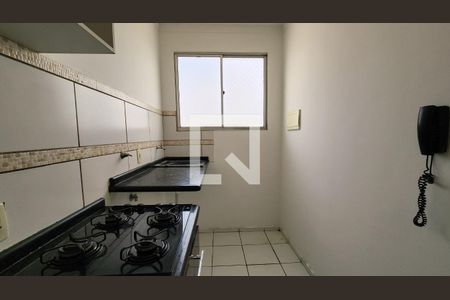 Cozinha de apartamento à venda com 2 quartos, 52m² em Recanto Quarto Centenario, Jundiaí