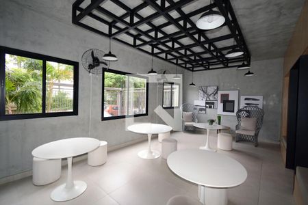 Apartamento à venda com 34m², 1 quarto e 1 vagaÁrea comum - Salão de festas