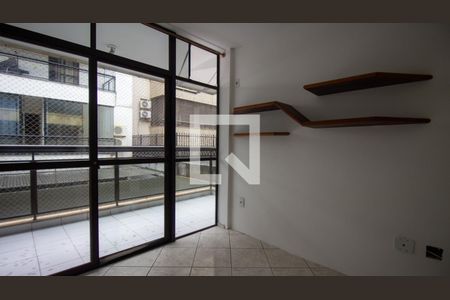 Apartamento para alugar com 79m², 2 quartos e 1 vaga Apartamento para alugar com 79m², 2 quartos e 1 vagaQuarto