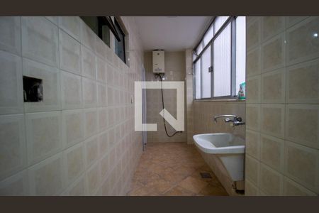 Apartamento para alugar com 79m², 2 quartos e 1 vaga Apartamento para alugar com 79m², 2 quartos e 1 vagaCozinha e Área de Serviço