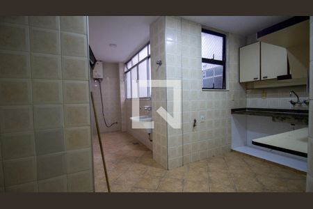 Apartamento para alugar com 79m², 2 quartos e 1 vaga Apartamento para alugar com 79m², 2 quartos e 1 vagaCozinha e Área de Serviço