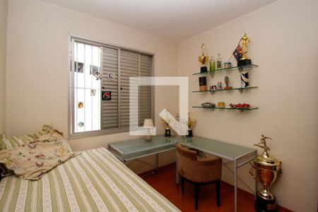 Apartamento à venda com 202m², 4 quartos e 2 vagas Apartamento à venda com 202m², 4 quartos e 2 vagasQuarto 3