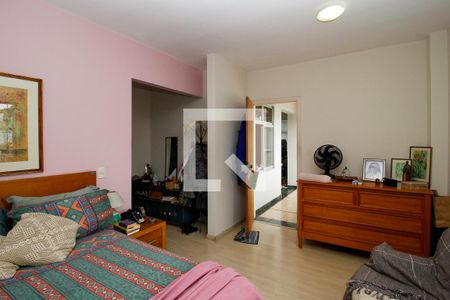 Apartamento à venda com 202m², 4 quartos e 2 vagas Apartamento à venda com 202m², 4 quartos e 2 vagasQuarto 4