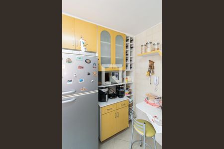 Apartamento à venda com 78m², 2 quartos e 1 vaga Apartamento à venda com 78m², 2 quartos e 1 vagaCozinha - Armários