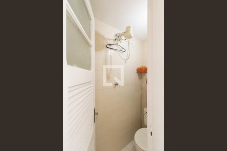 Apartamento à venda com 78m², 2 quartos e 1 vaga Apartamento à venda com 78m², 2 quartos e 1 vagaBanheiro de Serviço