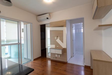 Sala de apartamento para alugar com 1 quarto, 55m² em Água Branca, São Paulo