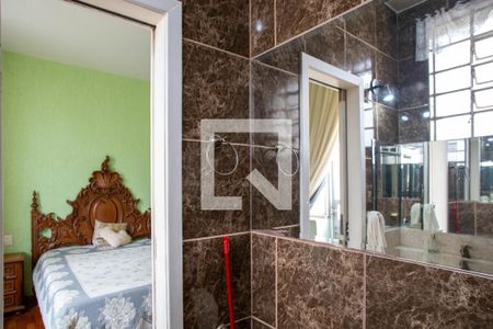 Apartamento à venda com 350m², 5 quartos e 3 vagasBanheiro da Suíte