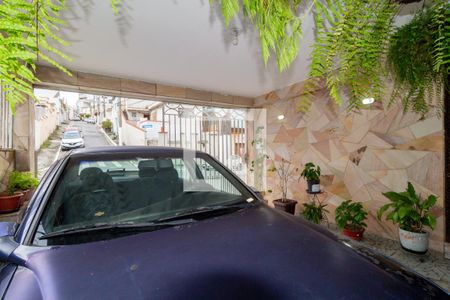 Casa à venda com 307m², 2 quartos e 2 vagas Casa à venda com 307m², 2 quartos e 2 vagasGaragem