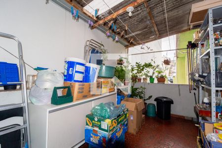 Casa à venda com 307m², 2 quartos e 2 vagas Casa à venda com 307m², 2 quartos e 2 vagasÁrea de Serviço