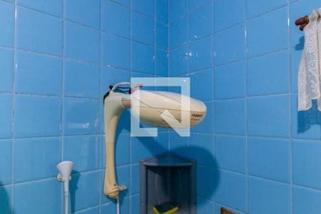 Casa à venda com 307m², 2 quartos e 2 vagas Casa à venda com 307m², 2 quartos e 2 vagasBanheiro