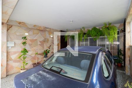 Casa à venda com 307m², 2 quartos e 2 vagas Casa à venda com 307m², 2 quartos e 2 vagasGaragem