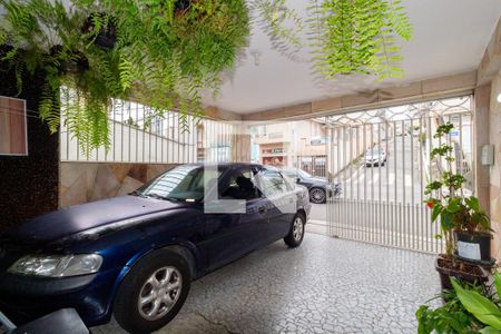 Casa à venda com 307m², 2 quartos e 2 vagas Casa à venda com 307m², 2 quartos e 2 vagasGaragem