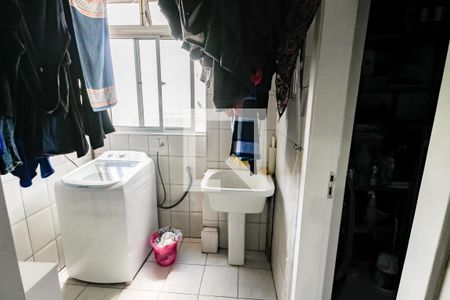 Apartamento à venda com 74m², 2 quartos e 1 vaga Apartamento à venda com 74m², 2 quartos e 1 vagaÁrea de Serviço