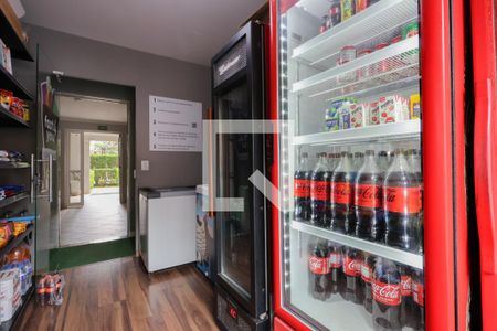 Apartamento à venda com 52m², 2 quartos e 1 vaga Apartamento à venda com 52m², 2 quartos e 1 vagaÁrea comum - Mercadinho