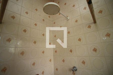 Casa à venda com 256m², 3 quartos e 2 vagasBanheiro de serviço