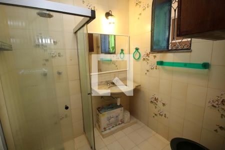 Casa à venda com 256m², 3 quartos e 2 vagasBanheiro da Suíte 2