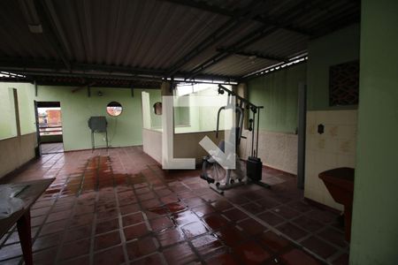 Casa à venda com 256m², 3 quartos e 2 vagasTerraço