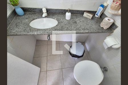 Casa à venda com 688m², 4 quartos e 3 vagas Casa à venda com 688m², 4 quartos e 3 vagasBanheiro de Serviço