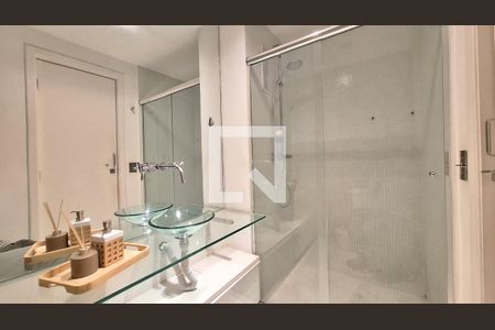 Apartamento à venda com 70m², 2 quartos e 1 vagaBanheiro Social