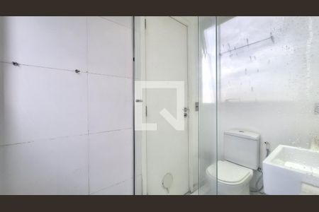 Apartamento à venda com 70m², 2 quartos e 1 vagaBanheiro da Suíte