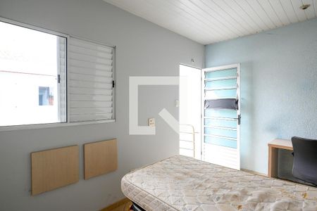 Casa à venda com 175m², 4 quartos e 4 vagas Casa à venda com 175m², 4 quartos e 4 vagasQuarto 4