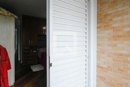 Casa à venda com 175m², 4 quartos e 4 vagas Casa à venda com 175m², 4 quartos e 4 vagasVaranda - Quarto 3