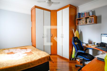 Casa à venda com 175m², 4 quartos e 4 vagas Casa à venda com 175m², 4 quartos e 4 vagasQuarto 2