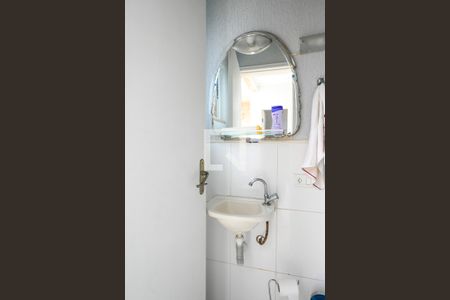 Casa à venda com 175m², 4 quartos e 4 vagas Casa à venda com 175m², 4 quartos e 4 vagasBanheiro de Serviço