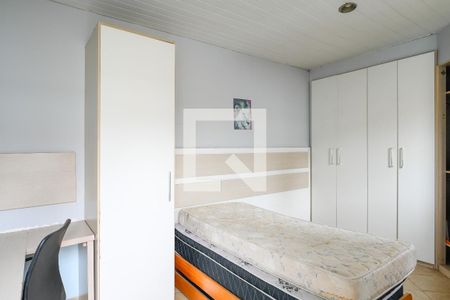 Casa à venda com 175m², 4 quartos e 4 vagas Casa à venda com 175m², 4 quartos e 4 vagasQuarto 4